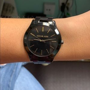 Michael Kors Women’s Classic Slim Runway Watch